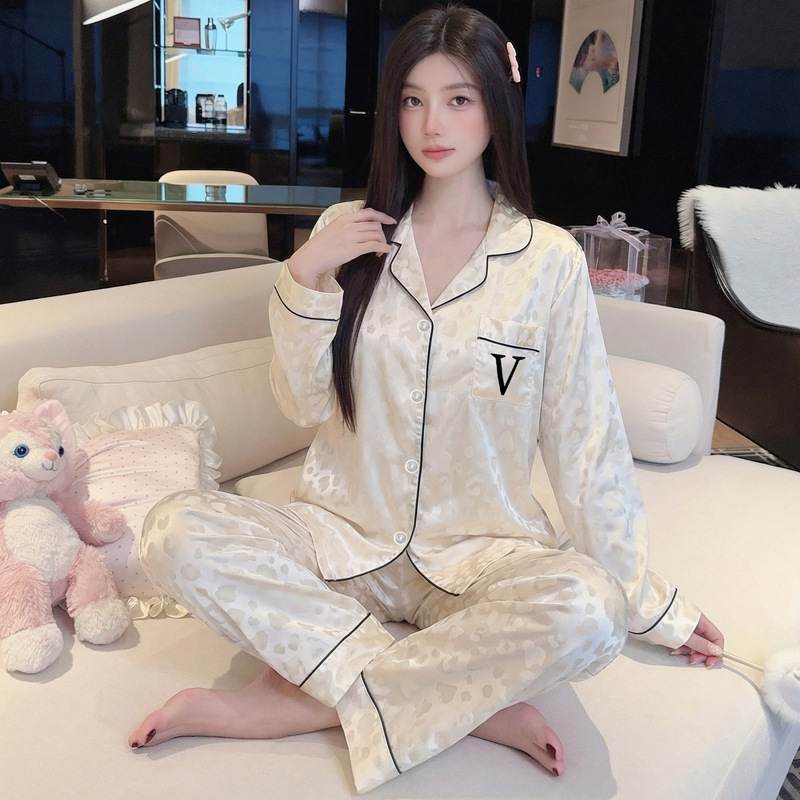 Elegant Leopard Print Jacquard Imitation Silk Pajamas for Women, Cool Spring and Autumn Thin High-End Long-Sleeved Home Wear Two-Piece Set