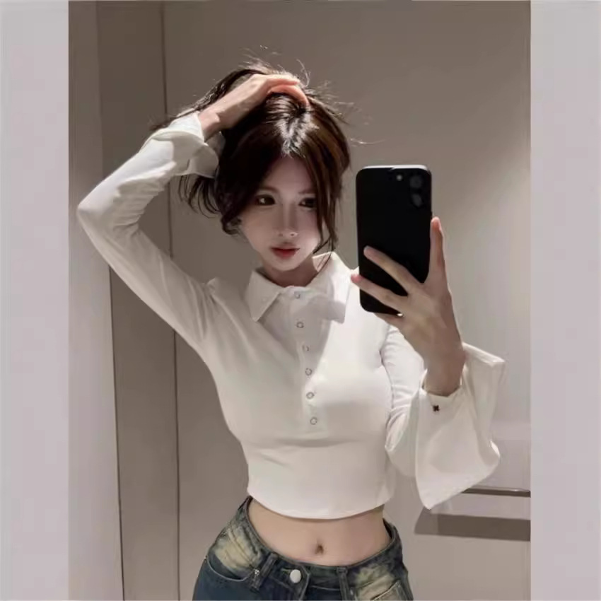하얀색