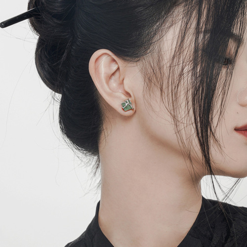 E1245 New Chinese Style Earrings for Women Simple and Fresh S925 Sterling Silver National Trend Square Pearl Green Aventurine Jade Earrings