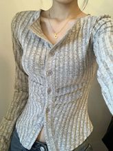 美式复古正肩针织开衫女秋季新款美拉德穿搭修身显瘦辣妹短款上衣
