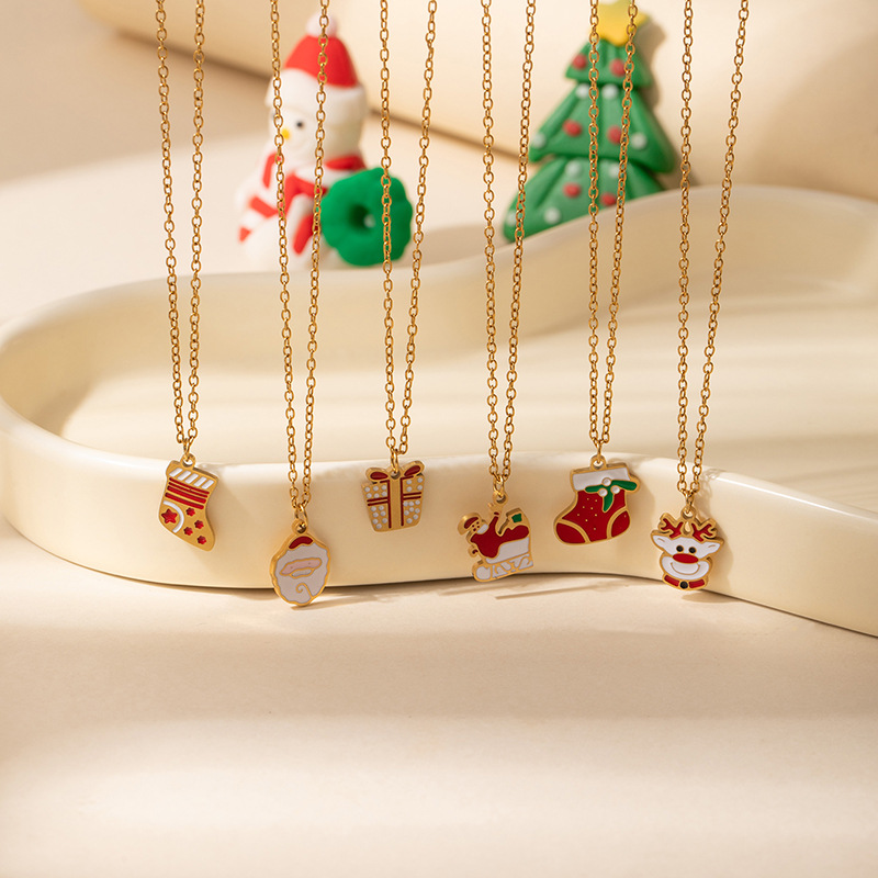 6g Weight 0.03µm Gold Plating Thickness Electroplated Gold Plating Process Golden Plated Plating Material 201 Stainless Steel Pendant Material Pendant Necklace Classification 201 Stainless Steel Chain Material cable chain Chain Type 1 Piece Quantity Holiday, Daily Occasion 201 Stainless Steel Material Santa Claus, Christmas Socks Pattern Women's Gender Cute Style Plating Craft Fashionable Stainless Steel Christmas Cartoon Deer Necklace Creative Design Lockbone Chain Luxury Style Titanium Jewelry For Women 1