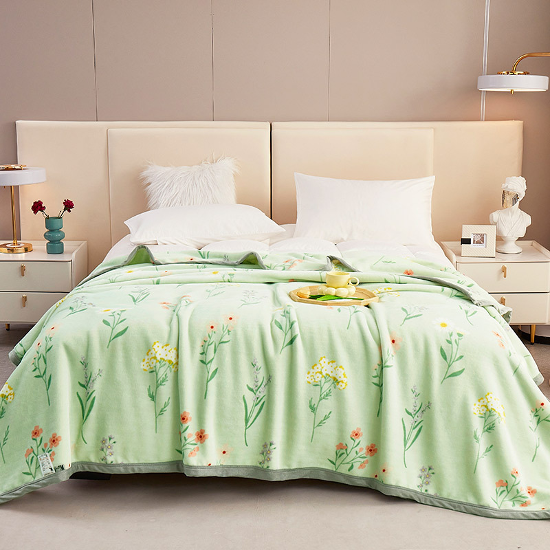 2023牛奶絨雲毯毛毯 550克重新款厚保暖冬四季午睡休閒辦公小毯子