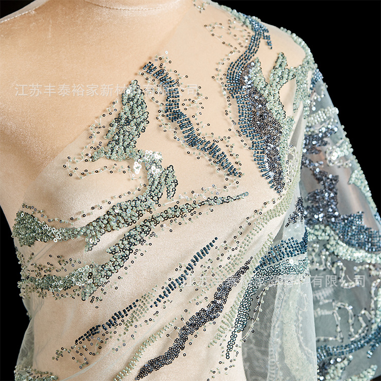 Tejido de sequilla tela de ropa azul hilo de malla tela flor sequilla cuentas de clavado cuentas de perforación vestido de alta gama