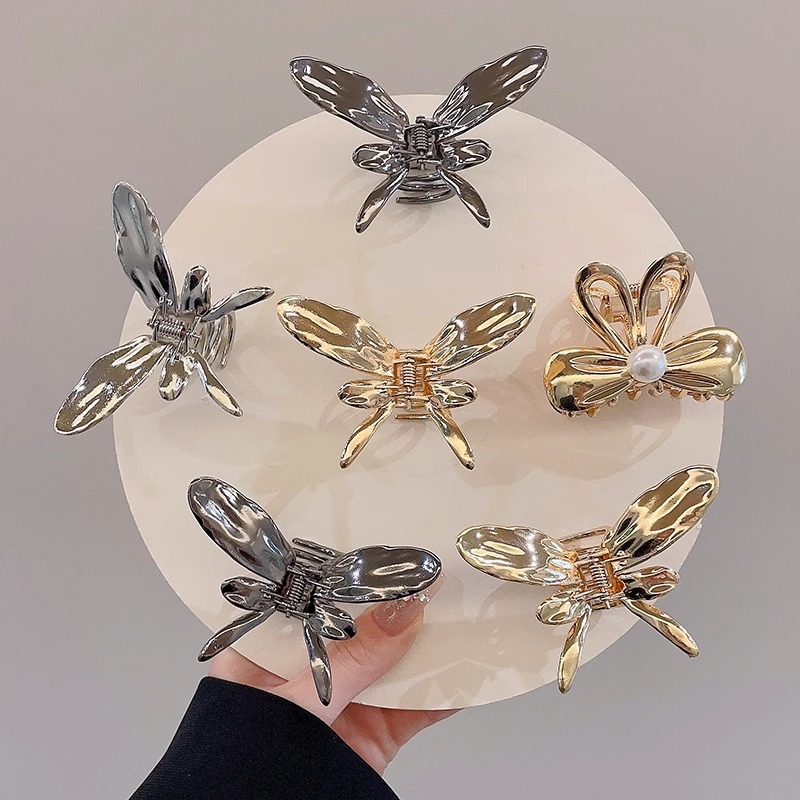 Viento frío mariposa metálica agarrando clip de pescado para mujer pequeña detrás del cerebro 2025 nuevo clip de cabello clip de cabello accesorios para el cabello