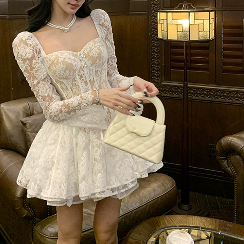 YueJuXing Lace dress Women's Early Spring Valentine's Day Dating Wear French Birthday Princess Dress