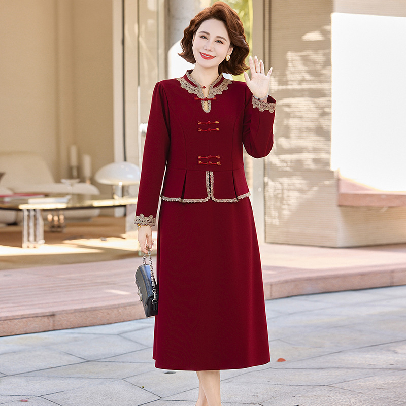 Elegant mid-length fashionable slimming dress for middle-aged and elderly women, new spring and autumn exquisite Chinese-style faux two-piece dress Elegant mid-length fashionable slimming dress for middle-aged and elderly women, new spring and autumn exquisite Chinese-style faux two-piece dress