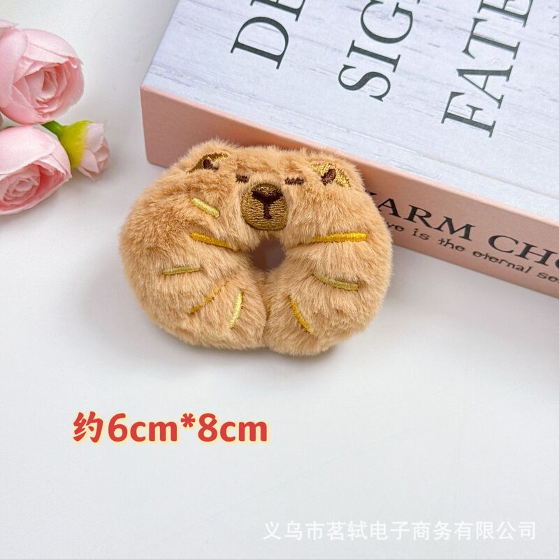 吱吱叫水豚美食玩偶挂件牛角包鸡腿卡皮巴拉钥匙扣胸针发饰服装辅|undefined