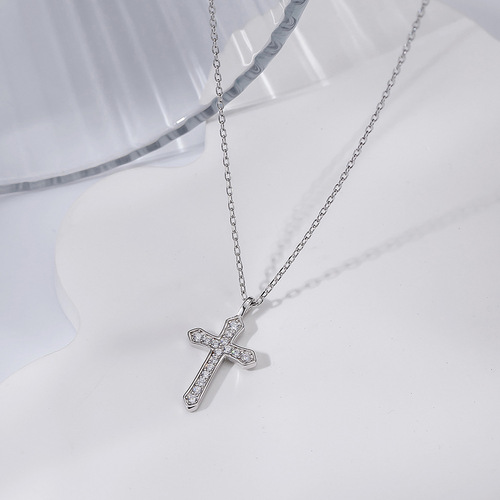 Ins style jewelry s925 sterling silver diamond cross necklace for women with exquisite personality niche design clavicle chain for women
