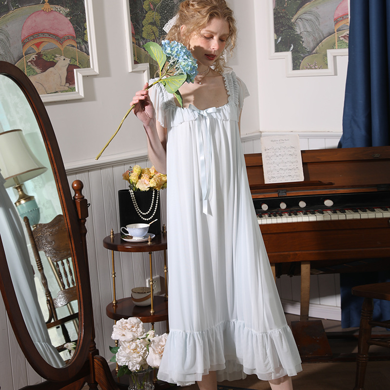 Palacio de verano estilo nuevo delgado sin mangas modal dulce encaje princesa camisón retro estilo de hadas vestido de casa