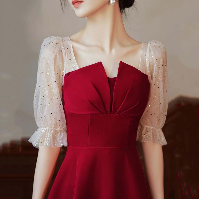 Winter Burgundy Wedding Dress for Petite Brides, Suitable for Engagement and Homecoming, Can Be Worn Casually