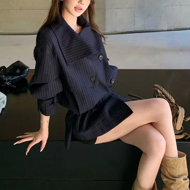 韩系条纹翻领风衣外套女秋季2026年新款高级感宽松气质中长款上衣