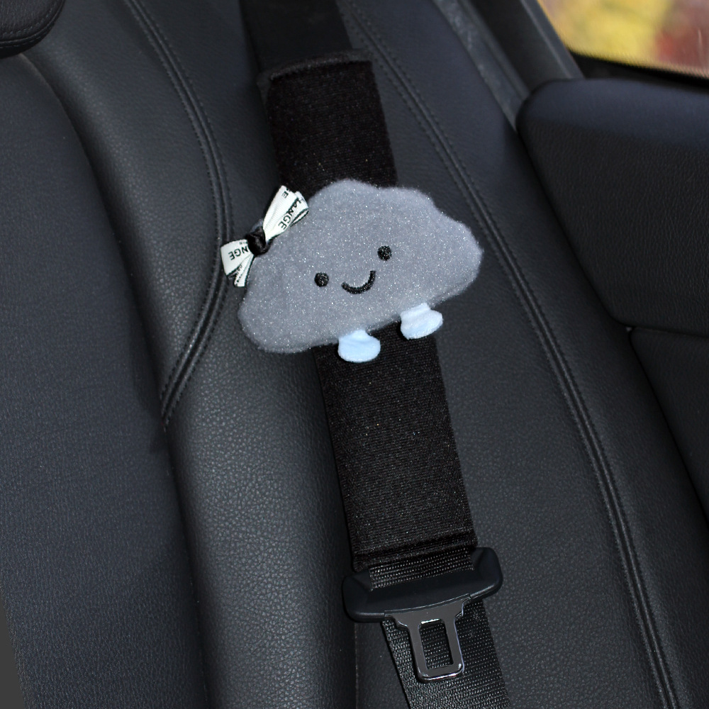 Car Seat Belt Shoulder Cover, Universal for All Seasons, Creative Little Cloud, Suitable for Tesla Interior Decorations for Girls