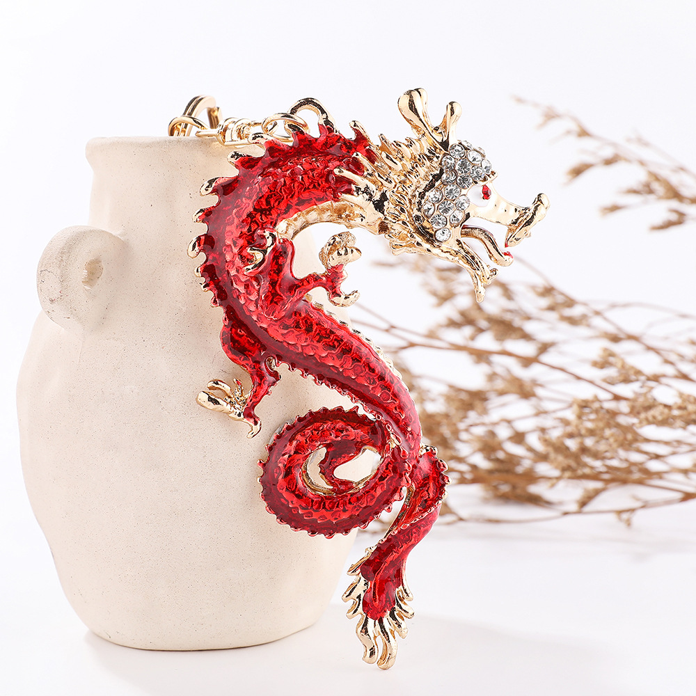Fuente fábrica china dragón zodiaco llavero año del dragón tótem creativo grifo forma zodiacal bolsa colgante al por mayor
