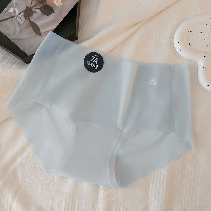 Ropa interior de cintura media de cadera de melocotón tridimensional 3D