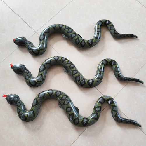 Inflatable python wholesale, simulated animal toys, Halloween trick props, inflatable python, golden python