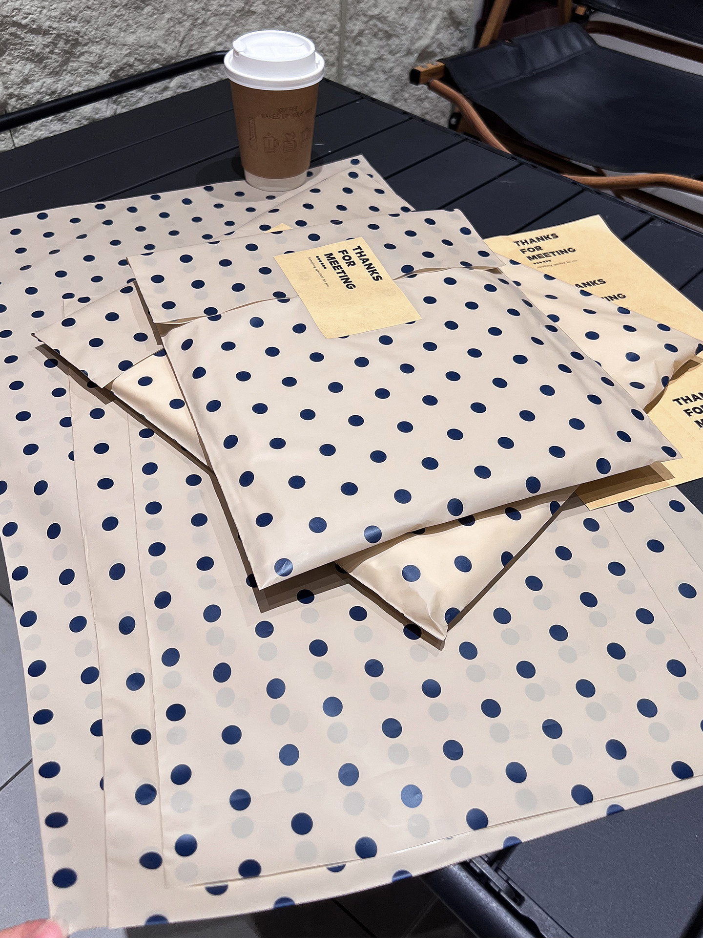 Wave Point esmerilado plano bolsa de plástico tienda de ropa bolsa de ropa bolsa de logotipo personalizado embalaje de regalo