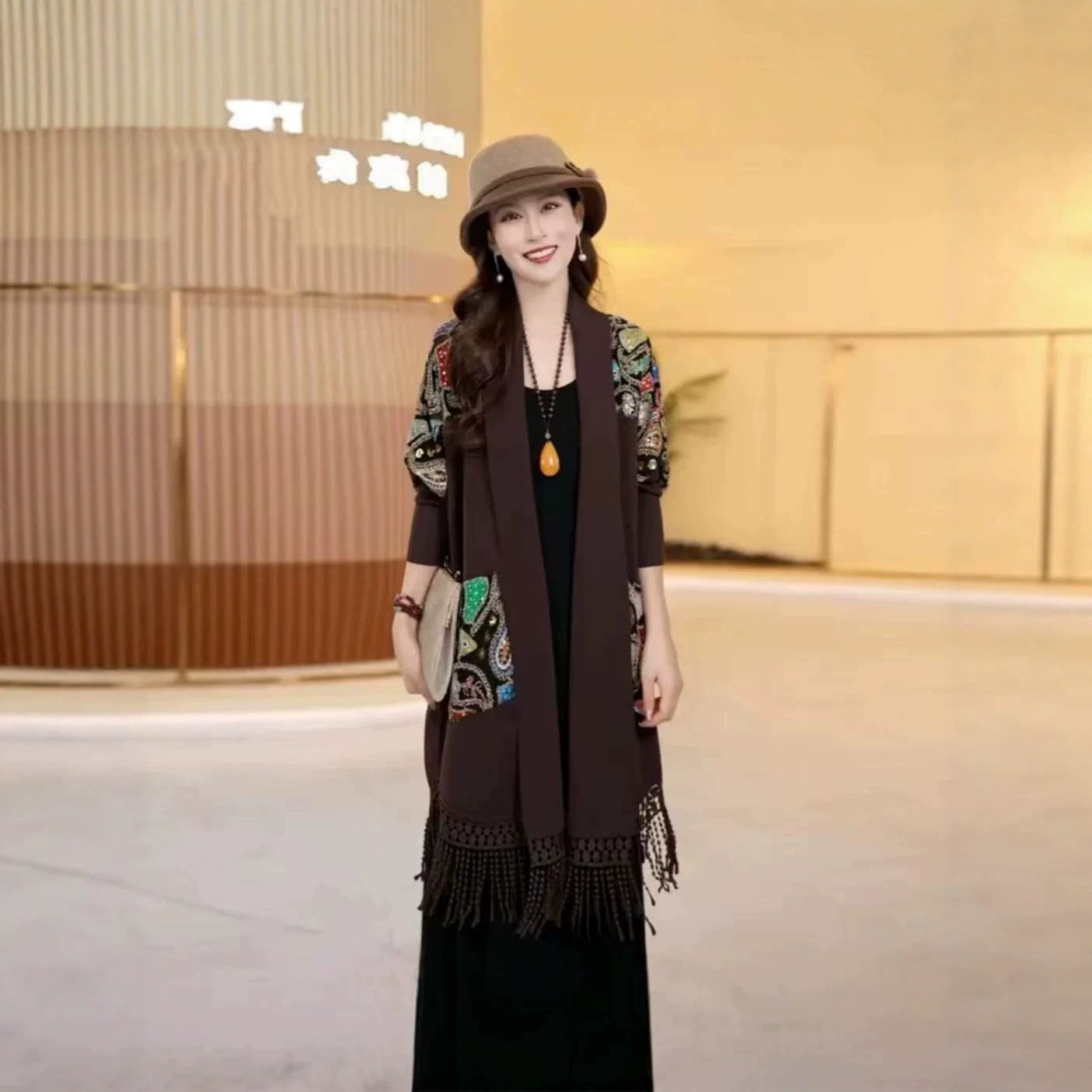 Embroidered tassel shawl cardigan for middle-aged and elderly women, autumn style, plus size, ethnic style long coat