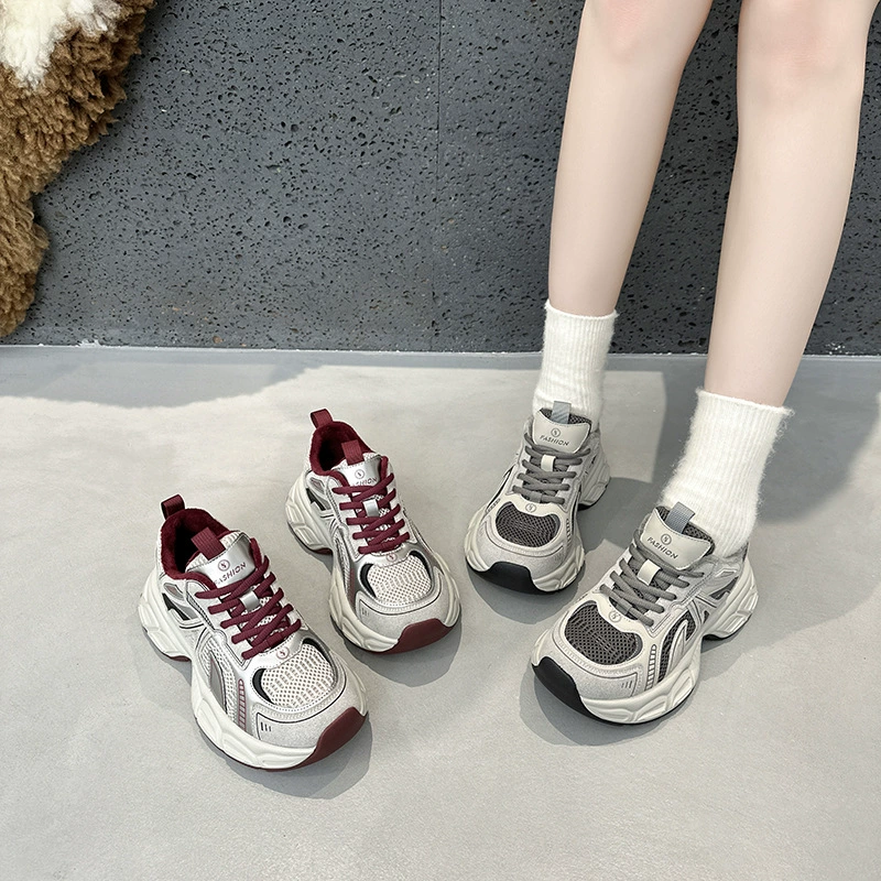 Винтажные туфли папы с толстой подошвой 2024 новый осенью и зимой бархатный анколад красные двойные кроссовки дышащие женские туфли