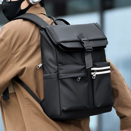 休闲背包;男士胸包;旅行包袋