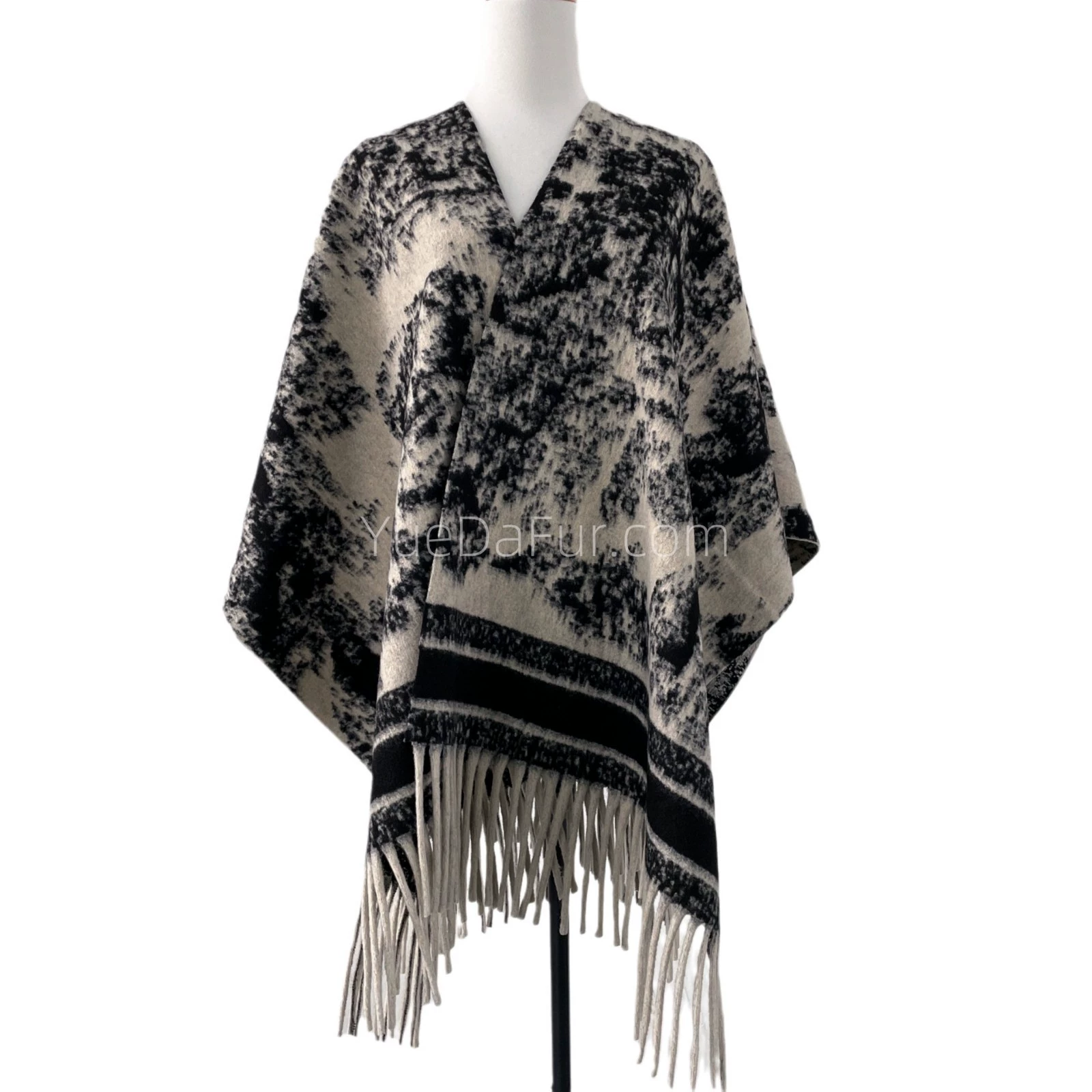 Cloak, cloth, trench coat with tassels, scarf, style