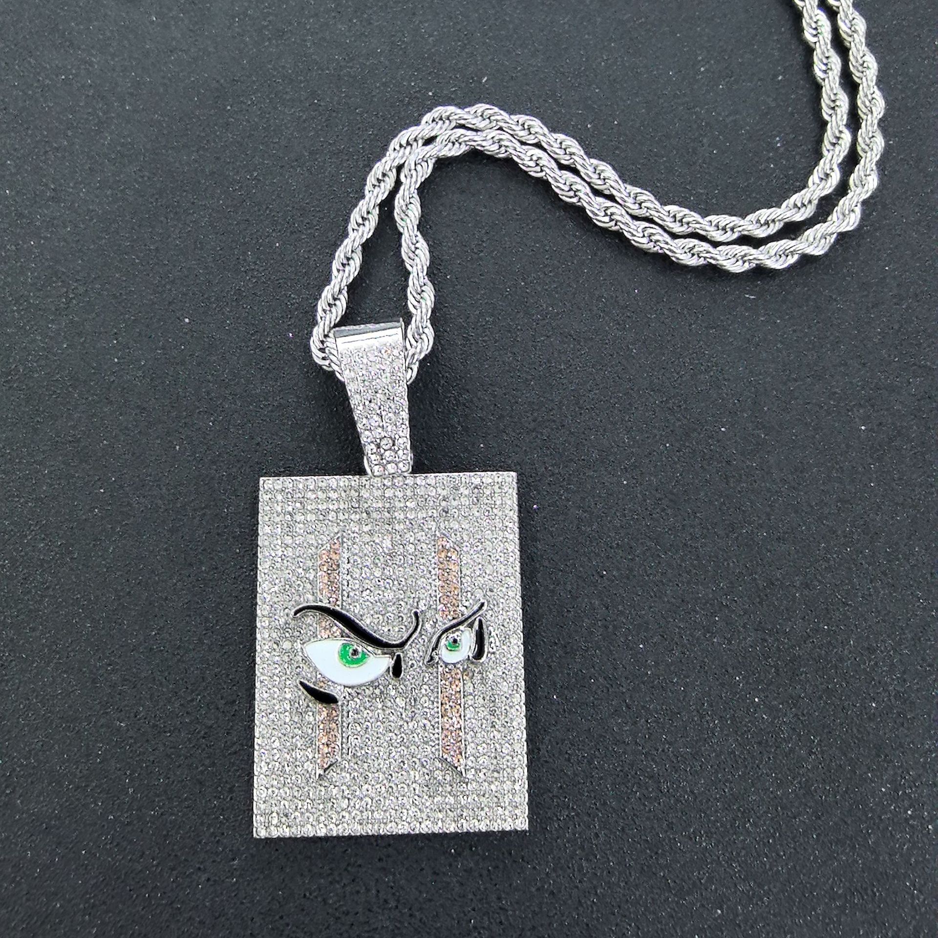 Joyas de hip-hop europeas y americanas fantasma Chucky avatar colgante personalidad de hip-hop hombre collar de Halloween personalizado