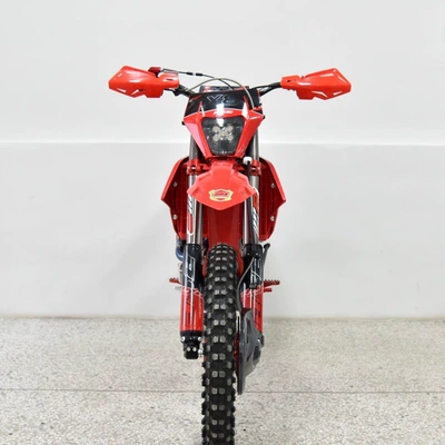 Kross motosiklet mühərrikləri BSE X8, a high-power engine off-road