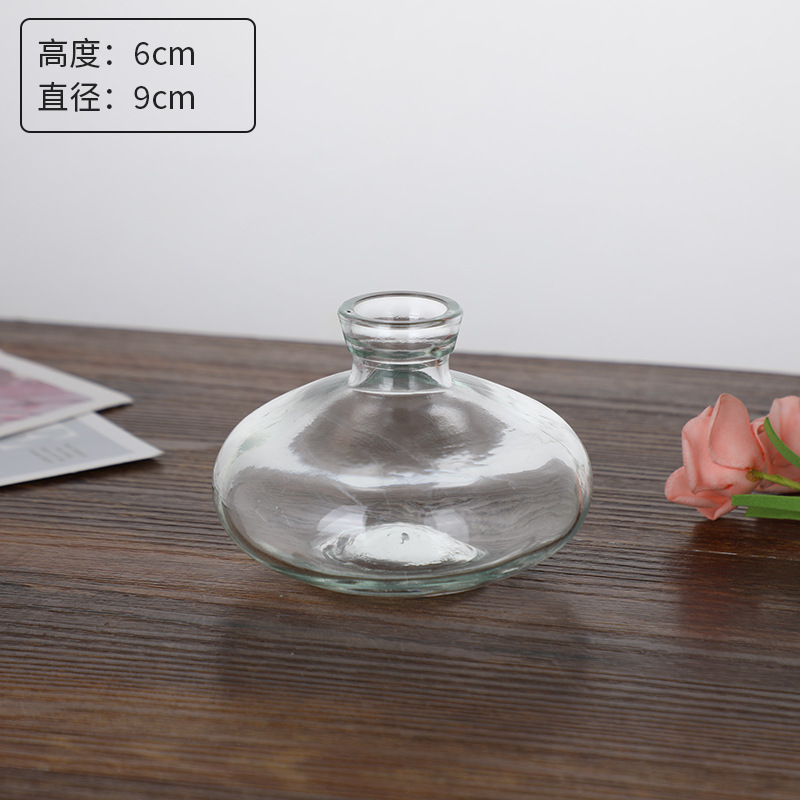 Estilo Europeo Retro Luz de lujo de cristal alivio pequeño florero de agua transparente florero decoración del hogar mini florero