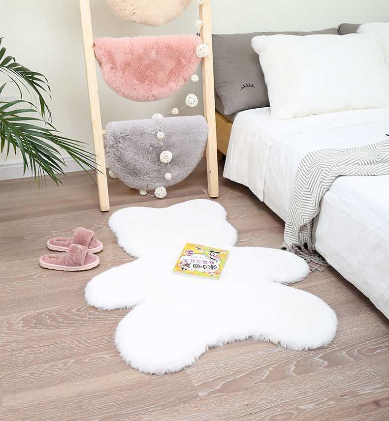 Children's Room Cartoon Carpet, Cute Plush Carpet, Small Carpet, Children's Carpet, Plush Bedside Carpet, Rabbit Hair Long Hair