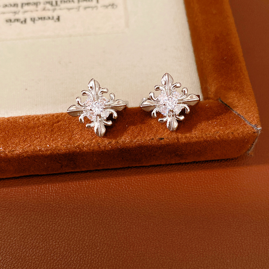 El Ear Buckle - Silver