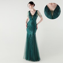 33337#2025新款V领露肩钉珠薄纱裙摆奢华修身亮片晚礼服