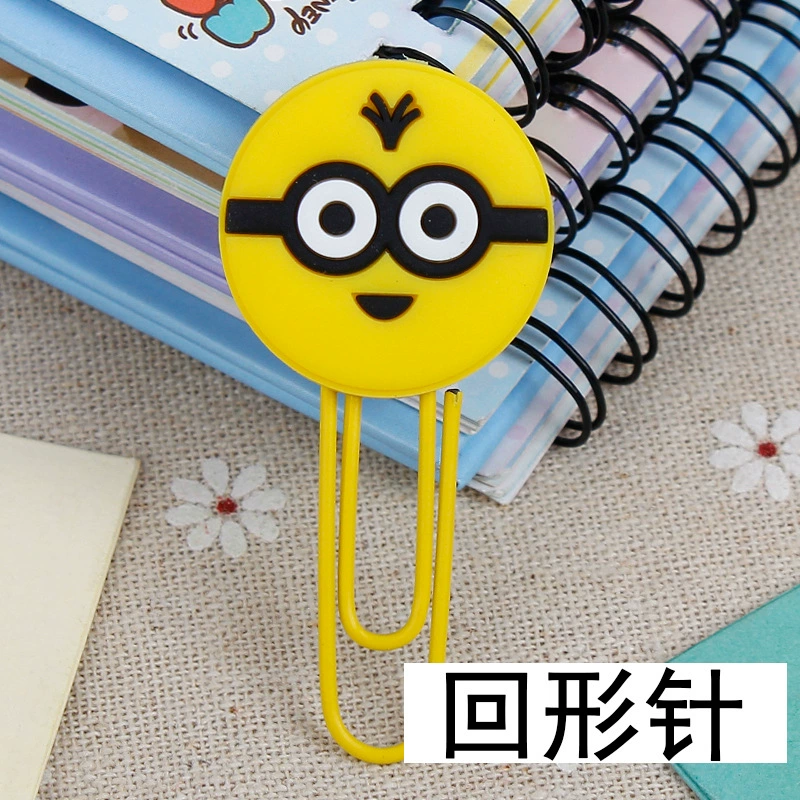 Small cartoon cute metal pin
