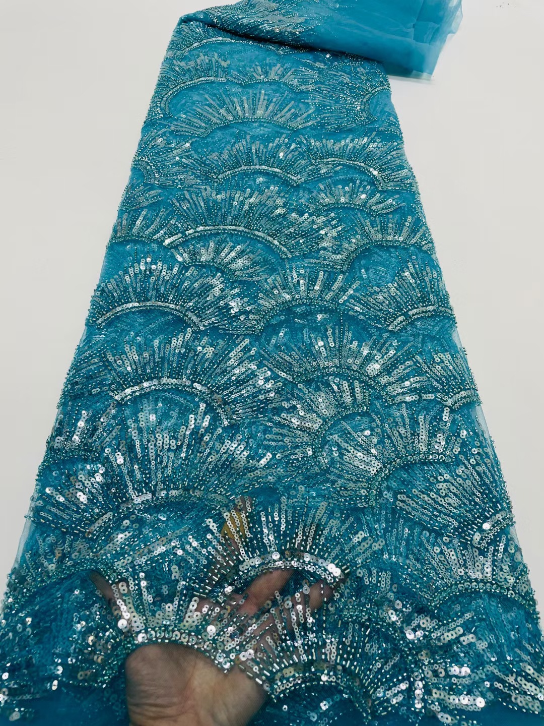 欧美时尚法式婚纱礼服珠管绣面料重工网纱蕾丝花边Beaded lace