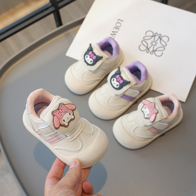 Fashionable children's breathable sneakers for boys