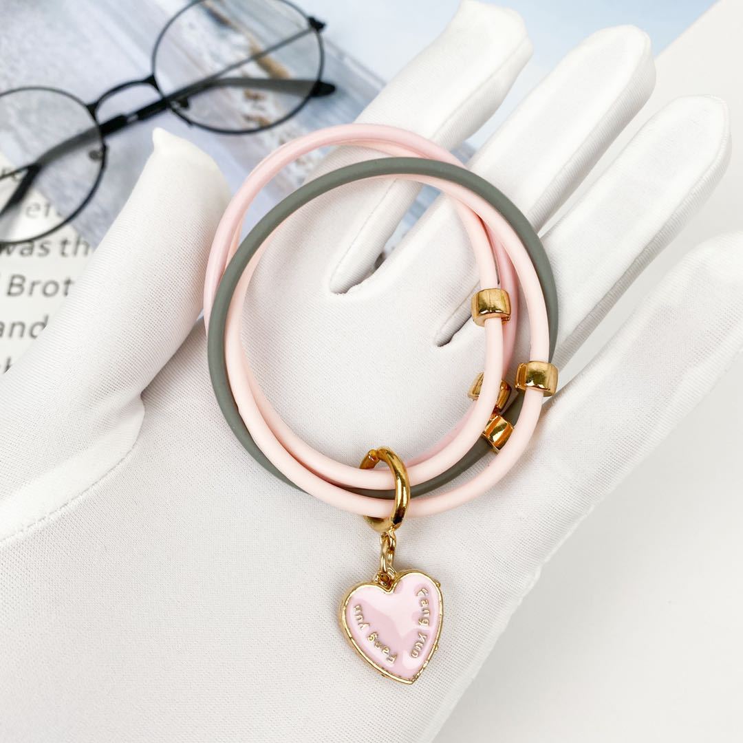 dbba71c8b89ea8f4230f44484cc56d