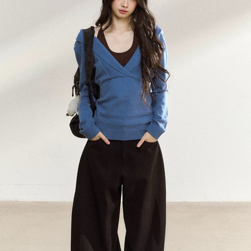 7Shifti Original New Design American Sexy Blue Sweater Niche Knitted Bottoming Shirt Top for Women