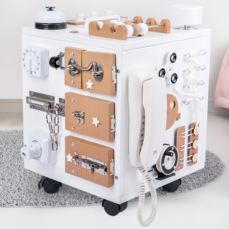 Nueva caja de madera Montessori para niños, caja de actividades de seis lados, caja del tesoro, caja multifuncional para que los bebés usen sus manos y su cerebro para jugar y desarrollar su inteligencia. image 4