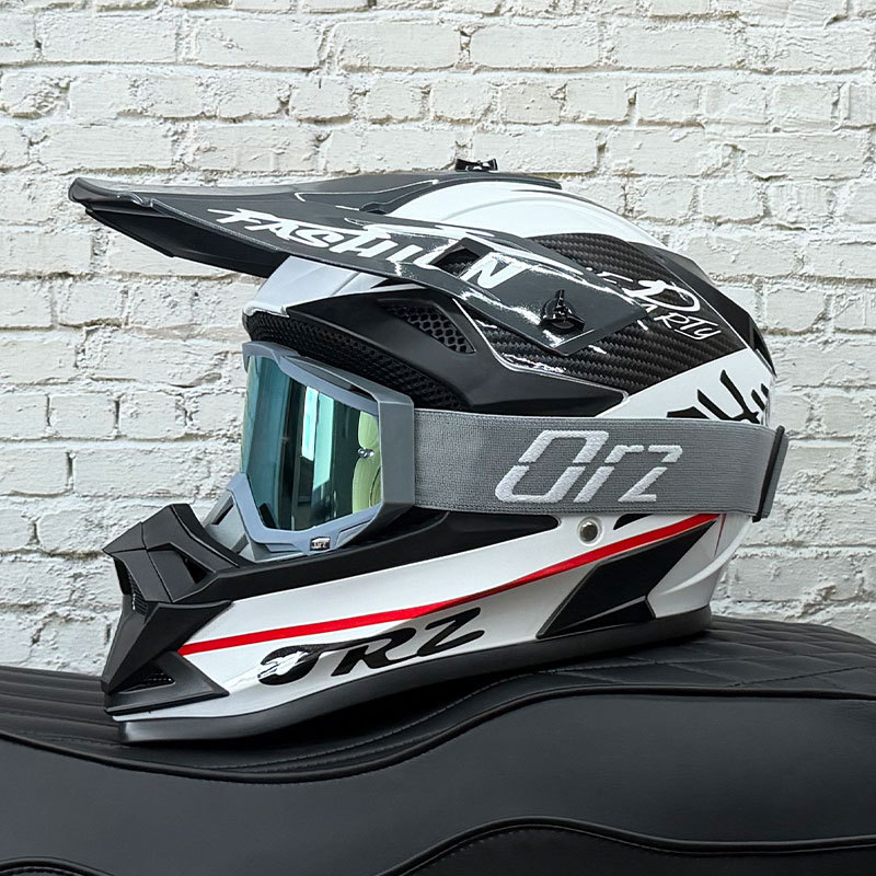 Orz Bicicleta de montaña Bicicleta Casco completo Casco de ciclismo Locomotora de carretera forestal todoterreno Niños Hombres y mujeres DH Reduce Light Bee AM