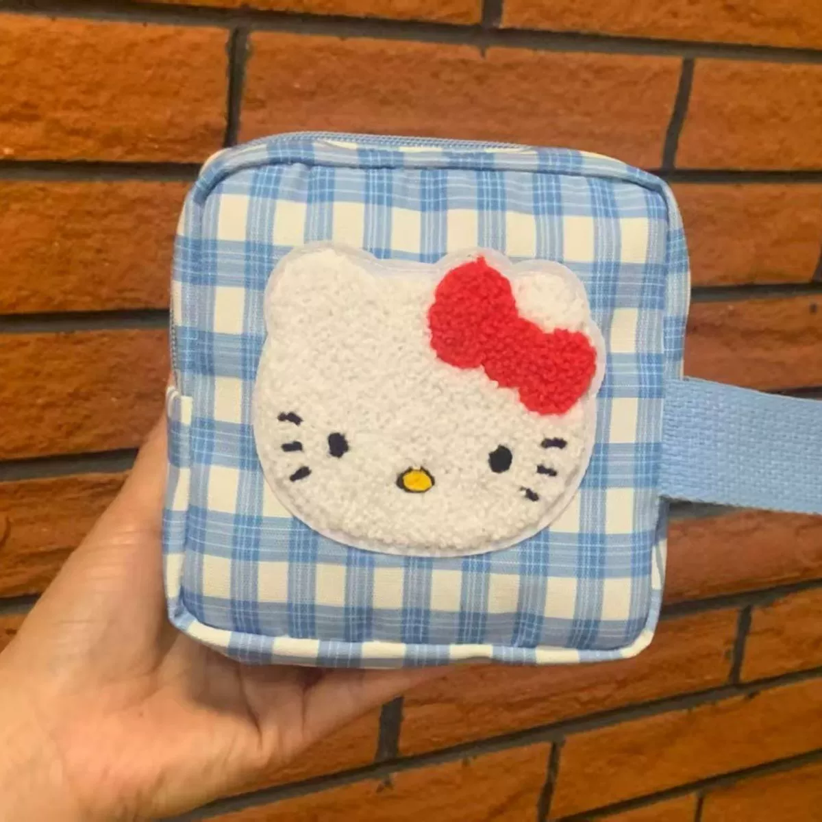 Привет Кити, полароид, косметичка, organizer bag, переносная сумка через плечо