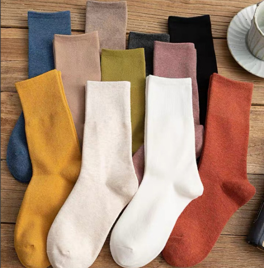 Nuevos/hombres y mujeres opcionales Otoño e Invierno hombres y mujeres medias altas medias blancas calcetines invisibles calcetines florales lindos