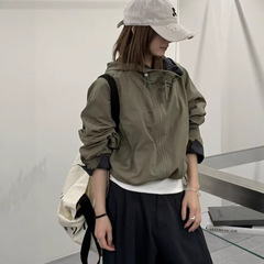 韩版时尚百搭宽松显瘦连帽冲锋衣短外套女2025秋季新款休闲上衣潮