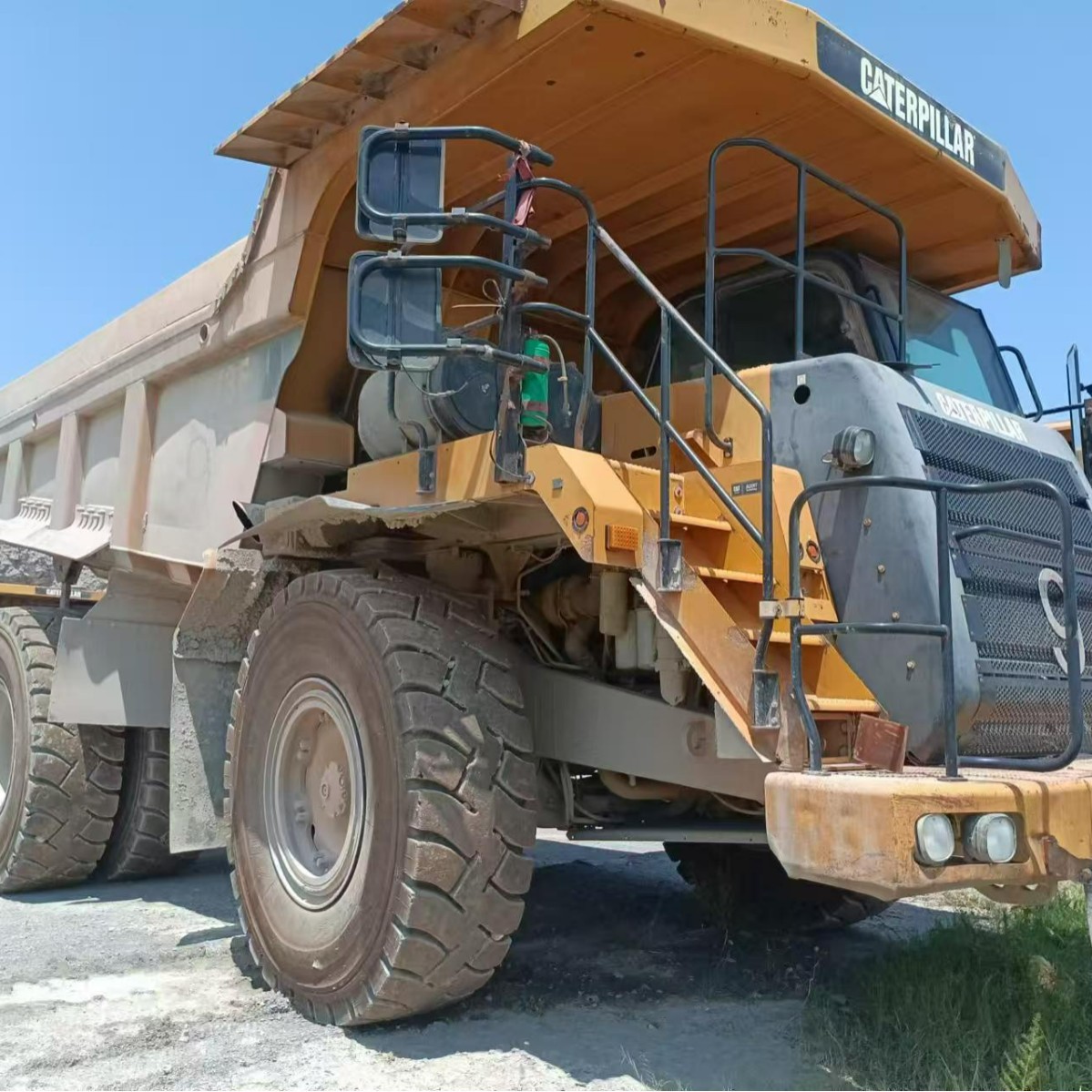 出售卡特矿卡，卡特773F，卡特自卸车，CAT773F