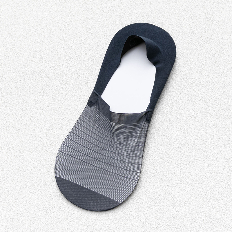 Calcetines invisibles de verano de los hombres calcetines delgados de seda de hielo a rayas finas de corte bajo de silicona antideslizante talón simple barco Calcetines