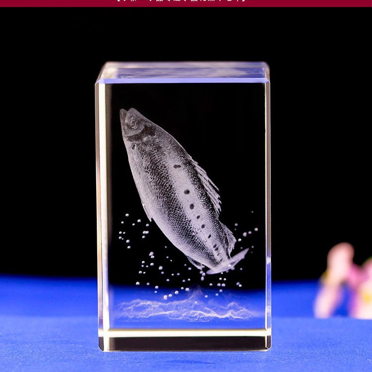 Pequeño puente 3D tallado interior adornos de cristal medusa delfín tortuga fénix dinosaurio y otros regalos conmemorativos del océano