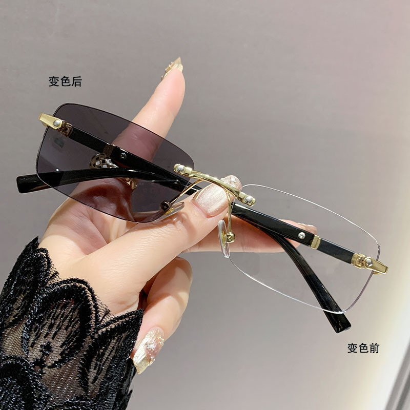 Comercio de cambio de color sin marco anti-luz azul gafas de miopía de alto nivel para hombres cortar el borde con grado sin marco gafas de miopía de mujer