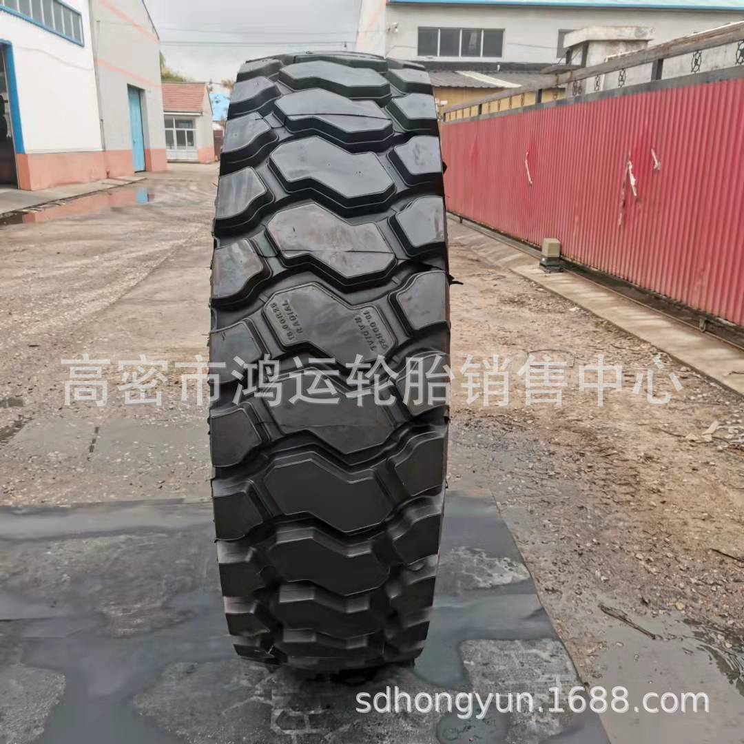 华鲁 18.00R25 钢丝轮胎 矿山矿井自卸车 18.00r25 工程机械轮胎