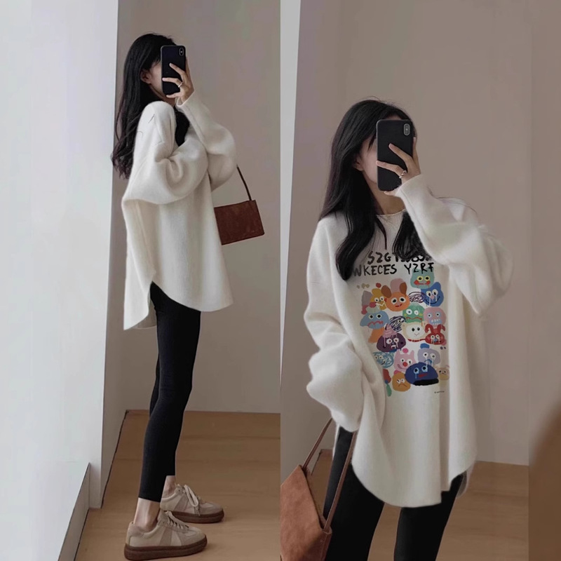 White Inner Bottoming Shirt Women's Early Autumn Mid-length Butt-covering Long-sleeved Loose T-shirt Shark Pants Top for Winter