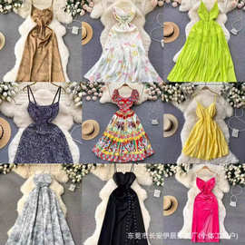 秋冬气质优雅丝绒长袖连衣裙女2025新款欧美性感修身包臀及膝短裙