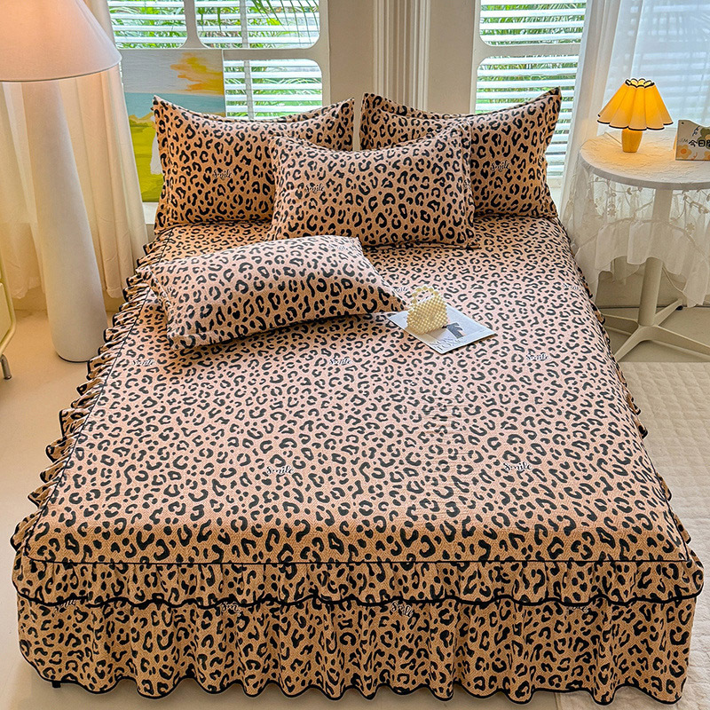 Washed Cotton Wrinkled Yarn Bed Skirt Three-Piece Set for Home Use Simmons Bedspread Single Piece Mattress Protector Foreign Trade Dropshipping