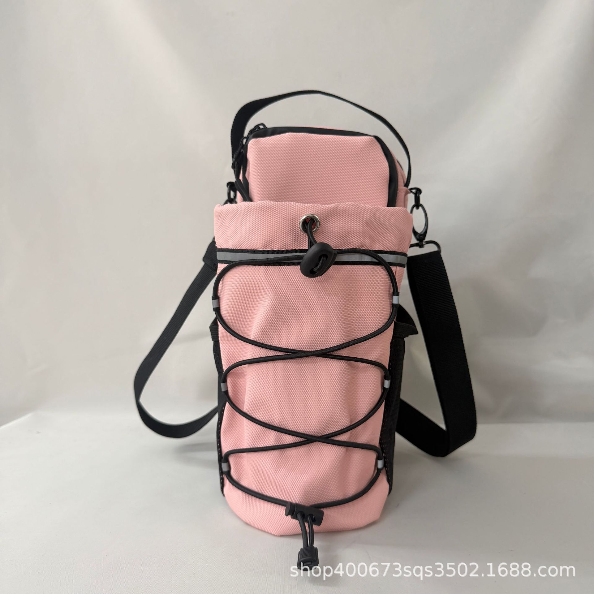 Venta caliente transfronteriza, especificaciones de color opcionales, bolsa de olla de succión magnética de fitness, bolsa de mensajero de taza de agua, bolsa de almacenamiento de artículos diversos de gimnasio