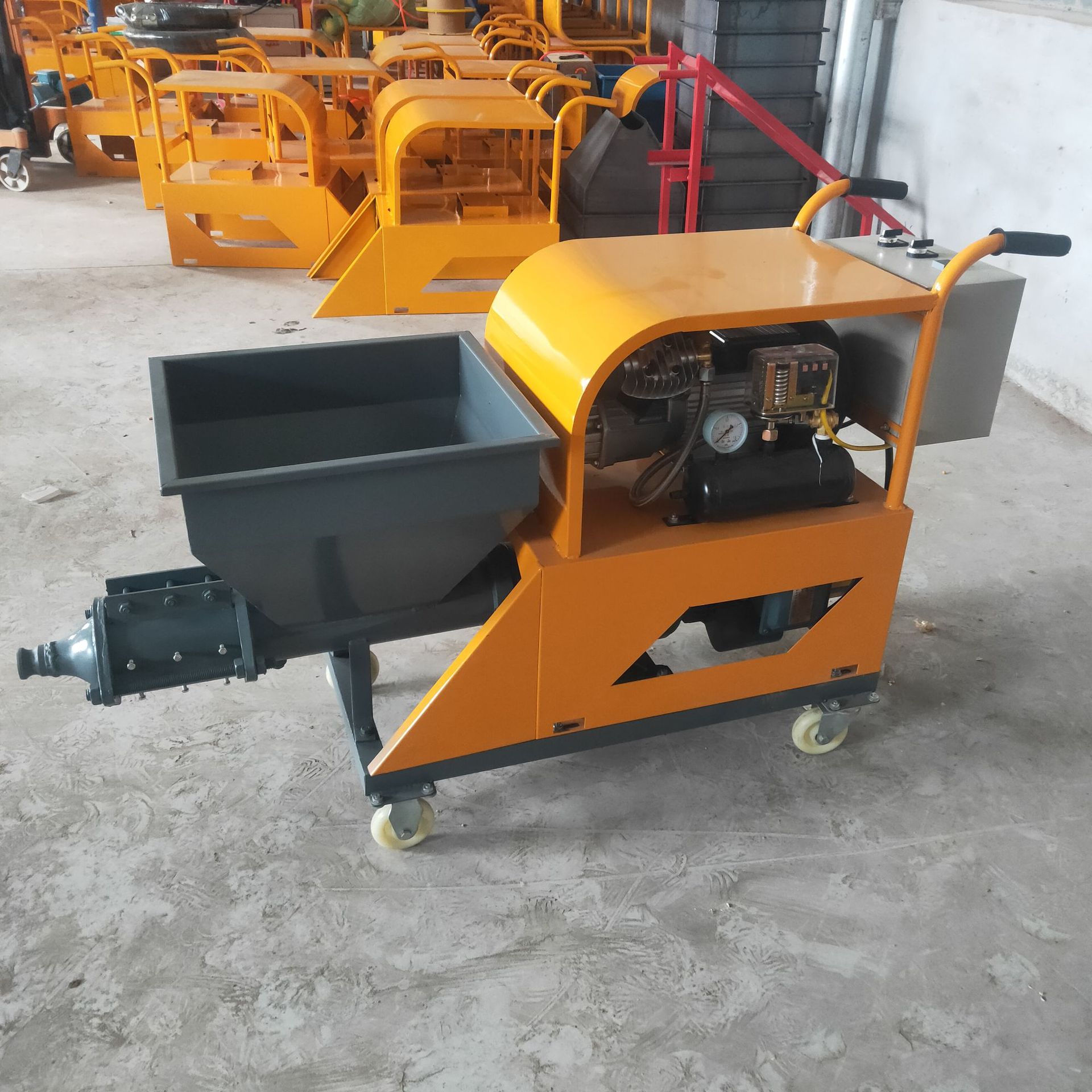Máquina de pulverización de mortero de cemento multifuncional masilla de pintura de piedra verdadera máquina automática de pared en polvo máquina de pulverización de pared interna y externa máquina de yeso